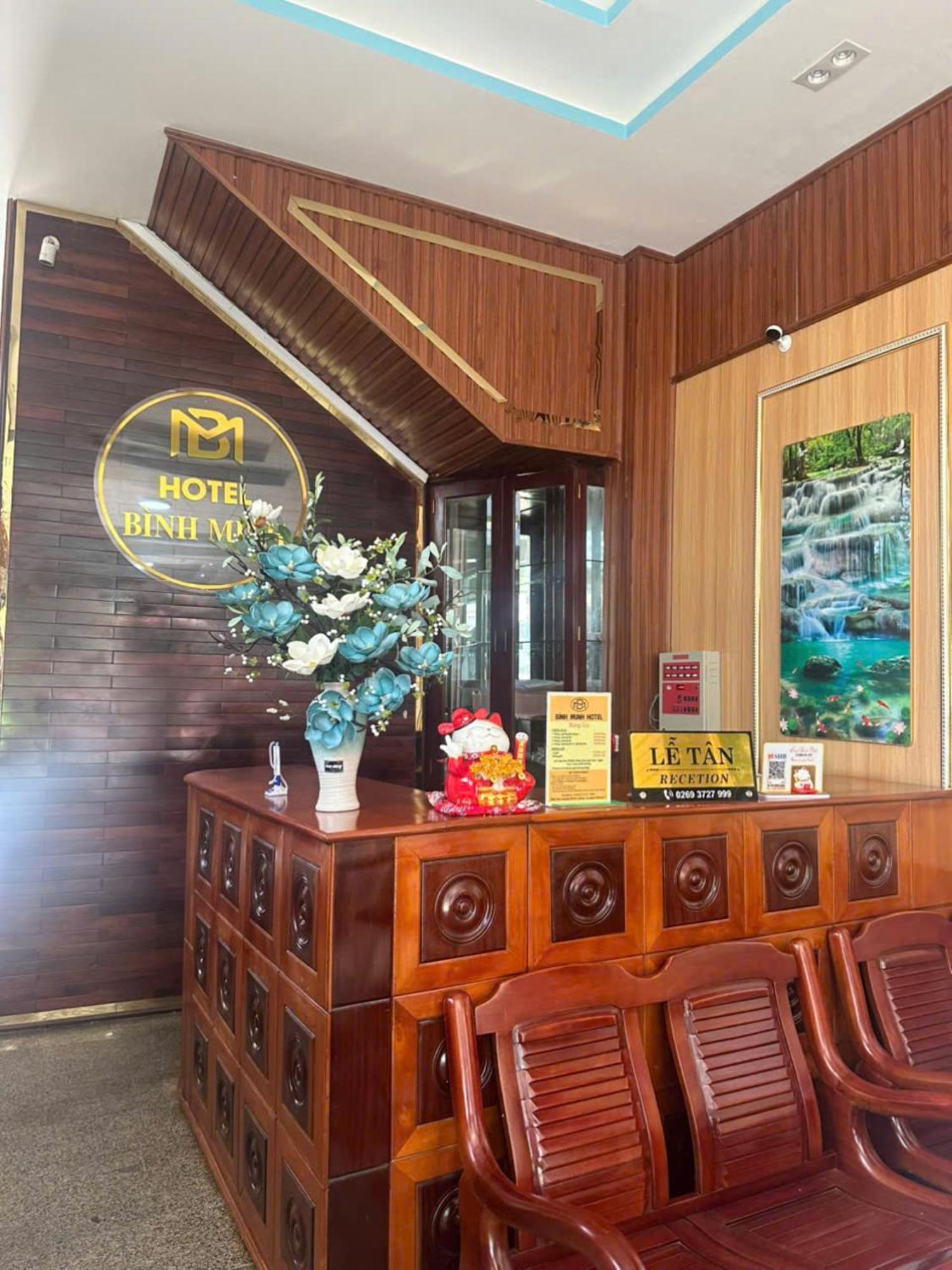 Binh Minh Hotel Pleiku Exterior foto